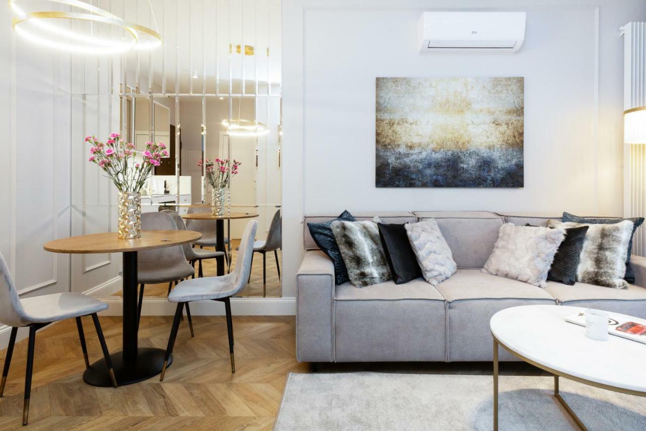 Mennica Residence Apartments By Renters Prestige Varsovia Exterior foto